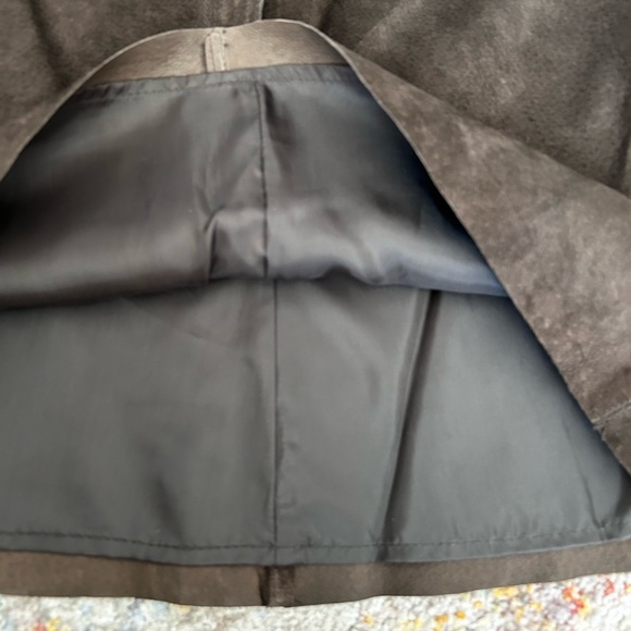 🤠 NWOT Suede Mini Skirt 🤠 - Picture 9 of 9